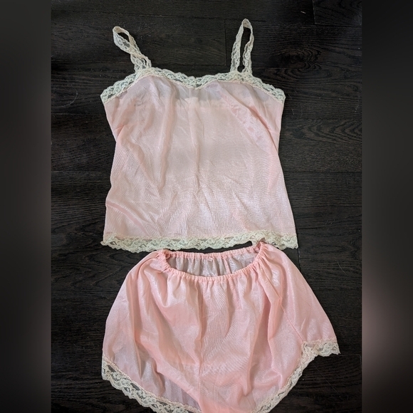 Other - Vintage pink camisole and short sleepwear set  size small
